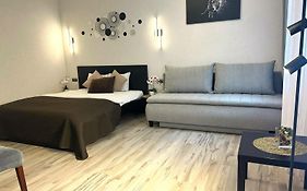 Leo Apartment Obchodna - Delux